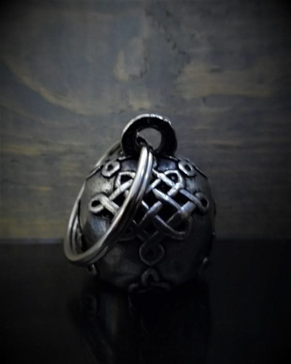 BB-72 Celtic Skull Diamond Bravo Bells Bravo Bells